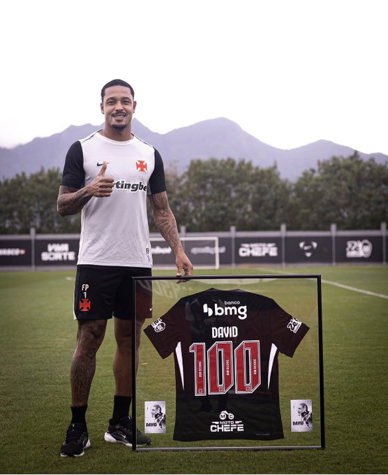 David deve ser a novidade do Vasco no ataque titular no clássico deste sábado