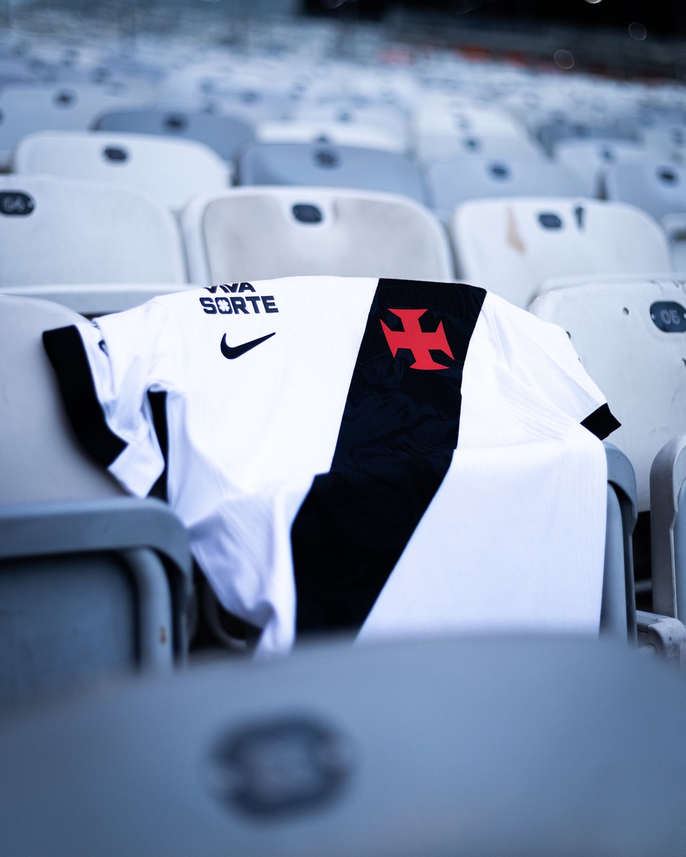 Contrato entre Vasco e Nike não prevê valores fixos e tem royalties de 12% a 18%